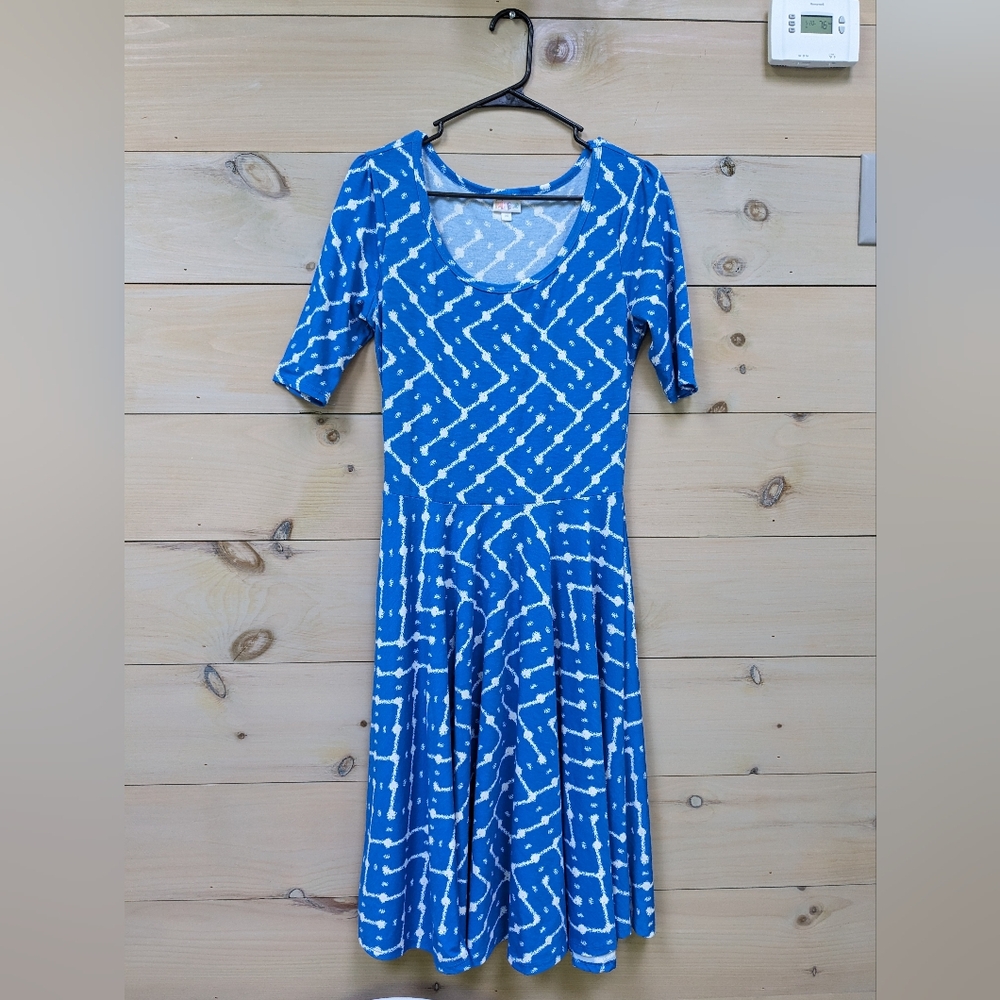 Super pretty lularoe stretchy dress